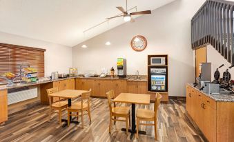 AmericInn by Wyndham Sauk Centre