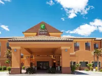 Holiday Inn Express & Suites Kingman