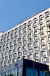 Cosmos Yaroslavl Hotel (Космос Ярославль) бывш. Парк Инн Ярославль Отели рядом с достопримечательностью «Ярославский Государственный Технический Университет»