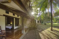 Hacienda la Pacífica Eco-Lodge