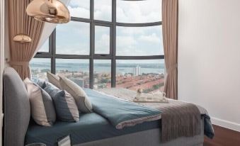The Peninsula Phnom Penh