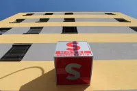 S Hotel
