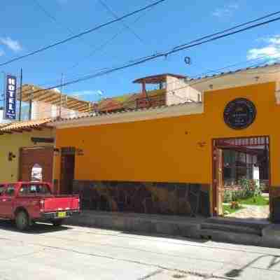 Hotel Baños del Inca Hotel Exterior