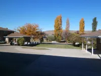 Kinross Inn فنادق في كوما