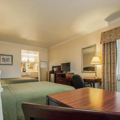 Quality Inn Temecula Valley Wine Country Hotels near Temecula