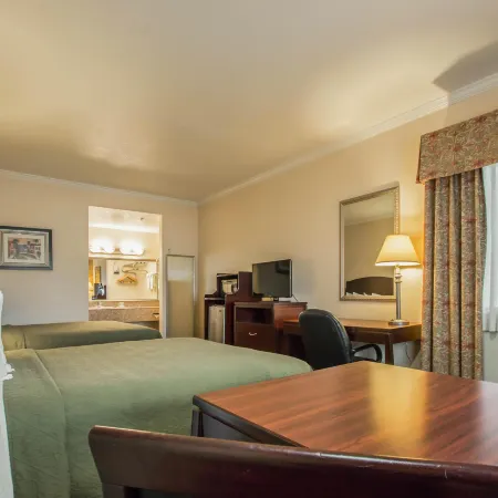Quality Inn Temecula Valley Wine Country Отели в г. Темекула