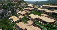 Costa Paradiso Resort