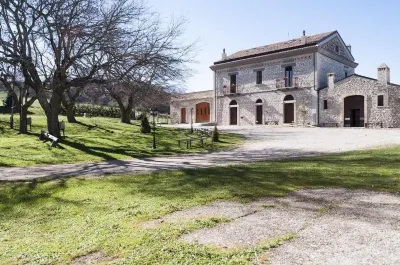 Agriturismo Masseria Salecchia Hotel in zona Gole di Accadia - Pietra di Punta
