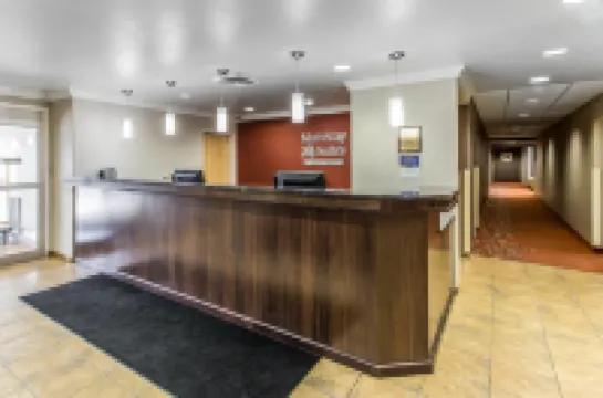 卡斯珀美茵斯坦套房飯店