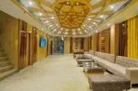 The Gold Regency - 02 Mins from New Delhi Railway Station Hoteles en Distrito de Delhi central