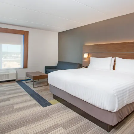 Holiday Inn Express & Suites COVINGTON by IHG