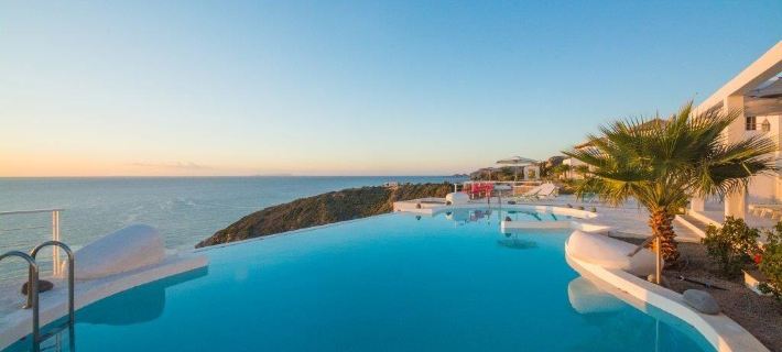 Kaladi Rock Hotels in Kythira