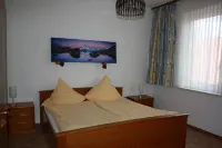 Gasthaus Kehrwieder - Bianca Williams Hotels in der Nähe von Lidl