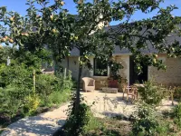 Domaine du Lieu des Brocs Hôtels à : Dives-sur-Mer