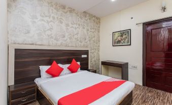 OYO 24547 Hotel Vishwas Bar and Club Resort