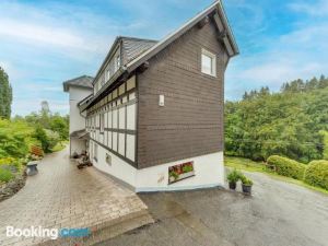 Nice Apartment Between Winterberg and Willingen With Separate Entrance
