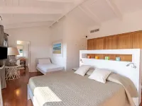 Villa Lavezzi