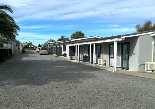 Willowbank Motel - Housity