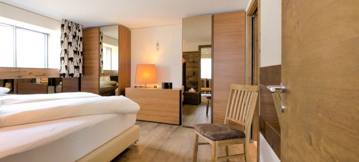 Chesa Piz Mezdi - St. Moritz Hotels in Saint Moritz