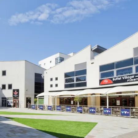 Premier Inn Milton Keynes Central (Theatre District) Отели рядом с достопримечательностью «Железнодорожный вокзал Блетчли»