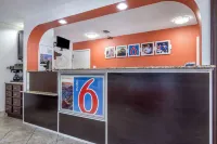 Motel 6 Marshall, TX