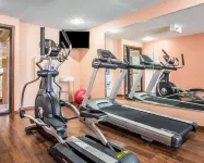 Quality Inn Morton at I-74 - Parkering