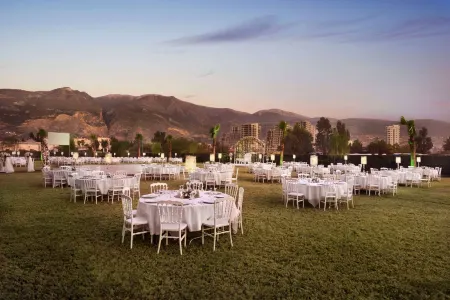 Ramada by Wyndham Iskenderun Отели в г. Искендерун