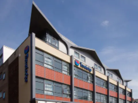 Travelodge Lytham St Annes فنادق في 