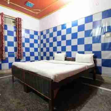 Hotel O Flamingo Rooms