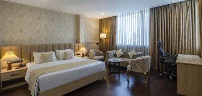 The Woodbury Hotels in Gurugram