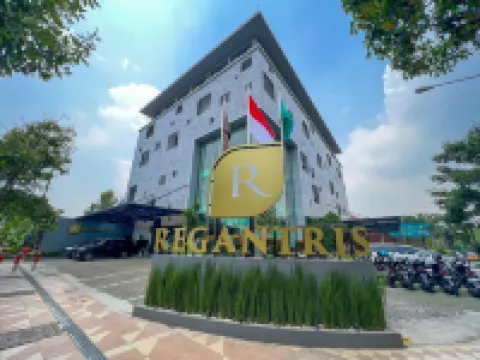 Regantris Surabaya Hotels in Tegalsari