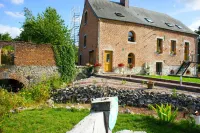 Aux Logis de la Solre Hotels in Sains-du-Nord