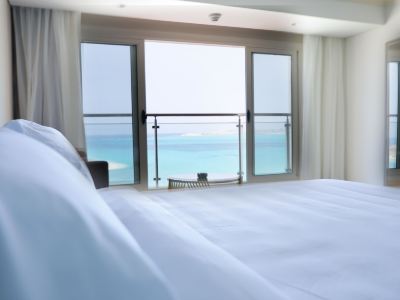Triumph White Sands
