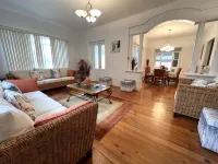 Seagaze Beach House is Perfect for Family, a Few Steps to the Beach