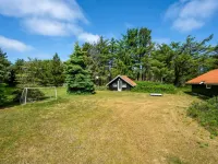 "Clea" - 800m from the Sea - Parkering