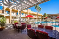 Clarion Suites St George - Convention Center Area - Pools