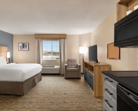 Candlewood Suites Augusta by IHG โรงแรมในออกัสตา