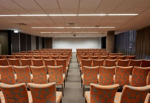 푼틸 단데농 이미지