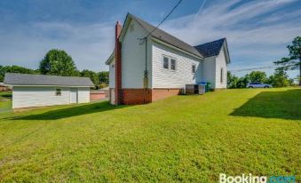 Albemarle Home Rental Near Shopping and Dining!