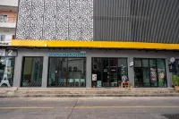 Patong Poshtel - Adults Only - Hostel Hotels in 