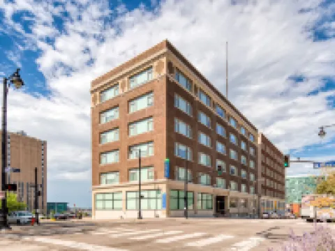 Holiday Inn Express KANSAS CITY DOWNTOWN by IHG Hotels near Arabia Steamboat Museum