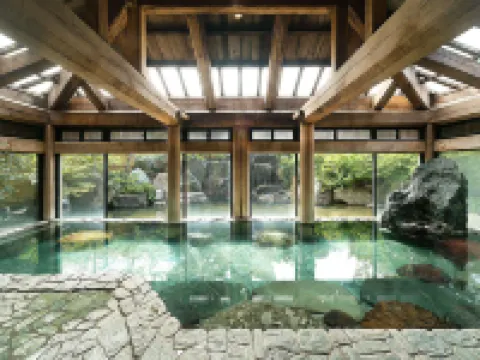 Yuraku Hotel