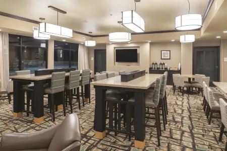 La Quinta Inn & Suites by Wyndham Gillette