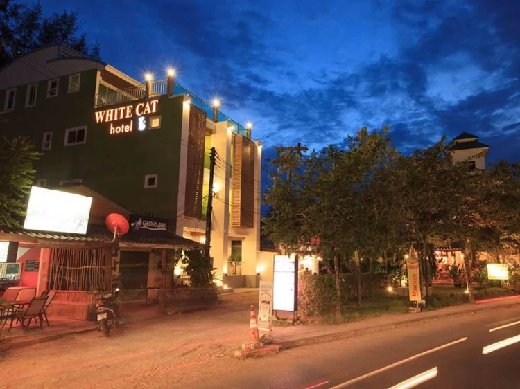 รูปภาพของไวท์ แคท โฮเท็ล