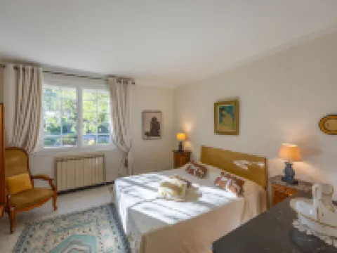 Le Clos Saint Emilie (Tennis & Piscine)