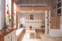 Londres Bed and Breakfast RedPartner Near Gembira Loka Zoo - 2-Star