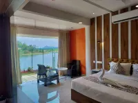 Karapuzha Village Resort