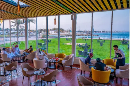 Palm Beach Resort Отели в г. Дахран