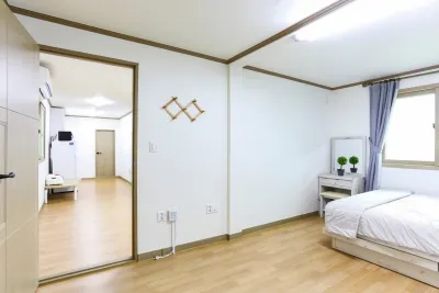 강사랑펜션 수선사 주변 호텔