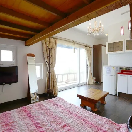 Pohang Small Happy Pension